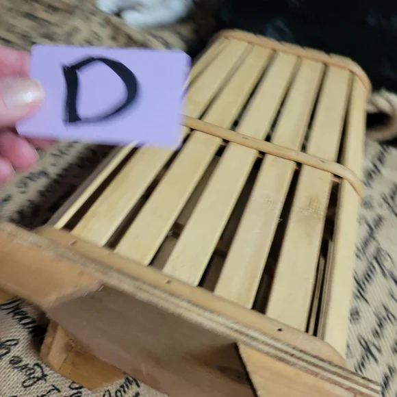 Bamboo lantern with rope handle square shape tapers-tan - Picture 10 of 11